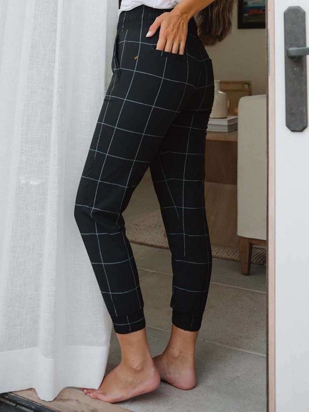 NWT Albion Destination Jetsetters Joggers Windowpane Print Travel Pants Black S